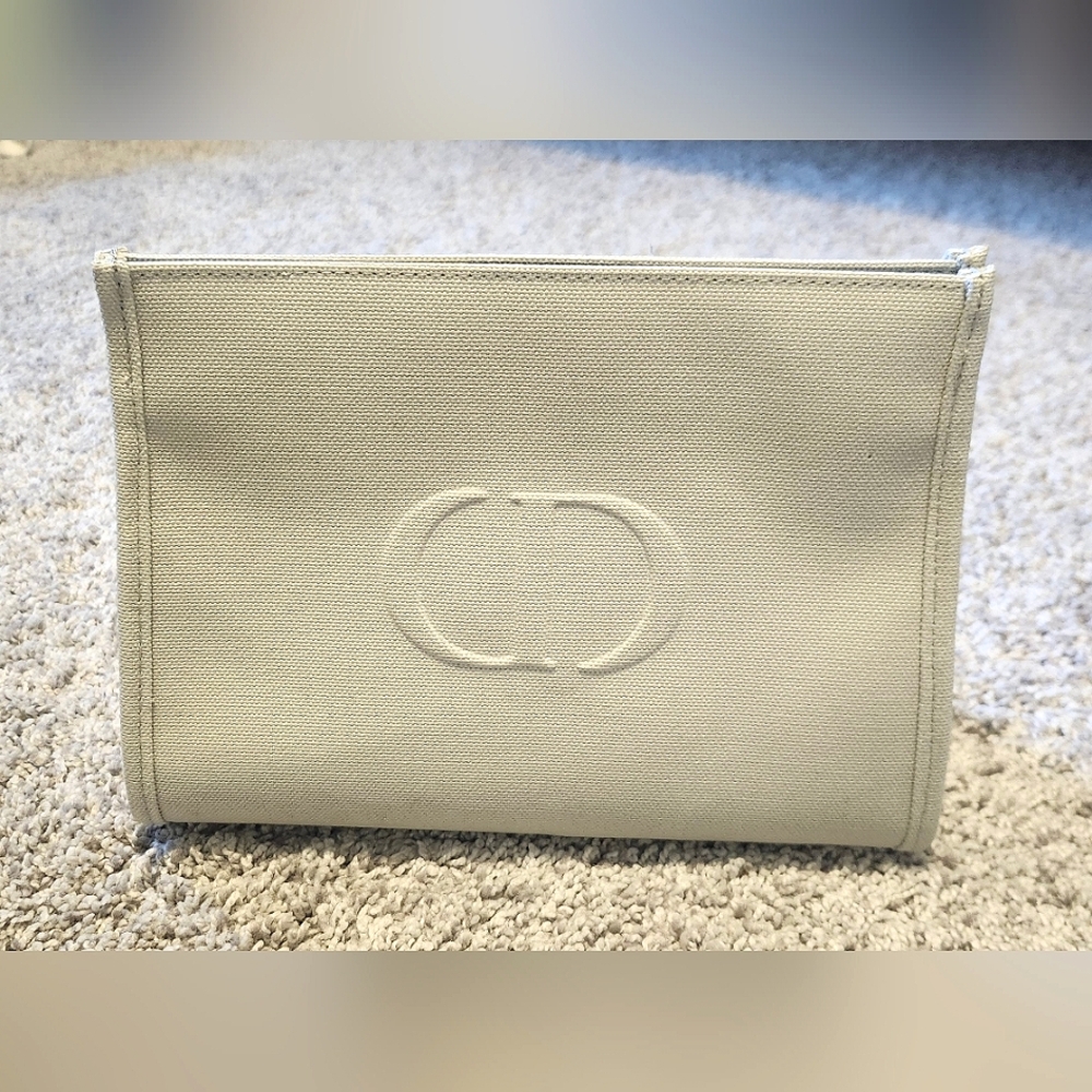 NWOT Christian Dior Linen Makeup Beauty Pouch Bag Ivory